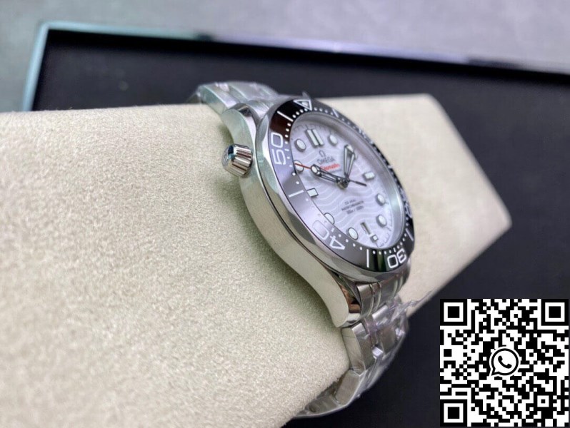 v7oax13l_6.jpg