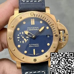 Replica Panerai Submersible PAM01074 1:1 Best Edition VS Factory Blue Dial