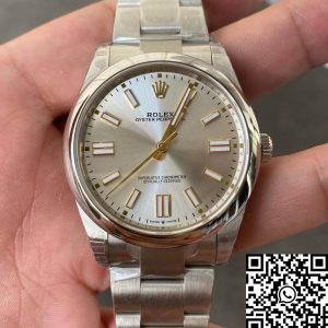 Replica Rolex Oyster Perpetual M124300-0001 41MM 1:1 Best Edition VS Factory Silver Dial